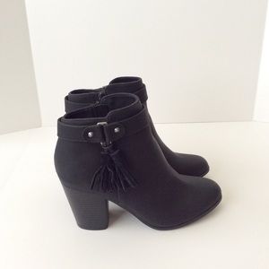 Material Girl Black Molly Tassel Ankle Booties
